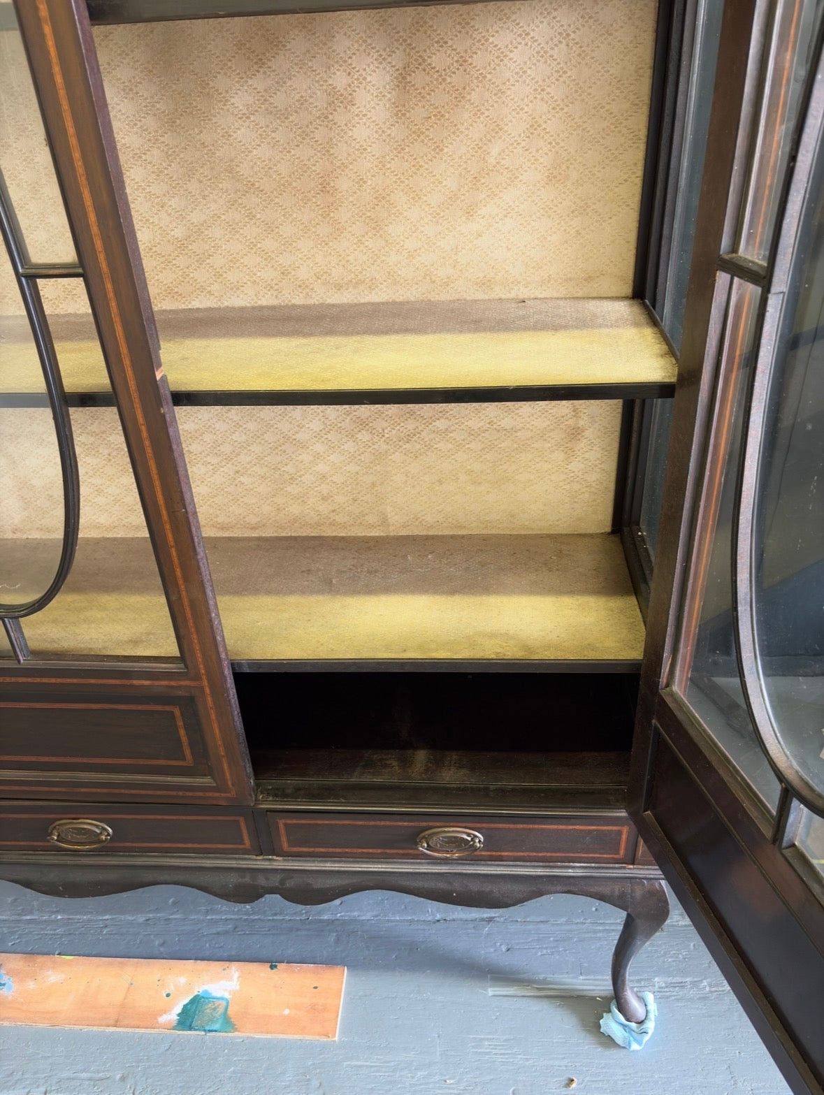 Display Cabinet