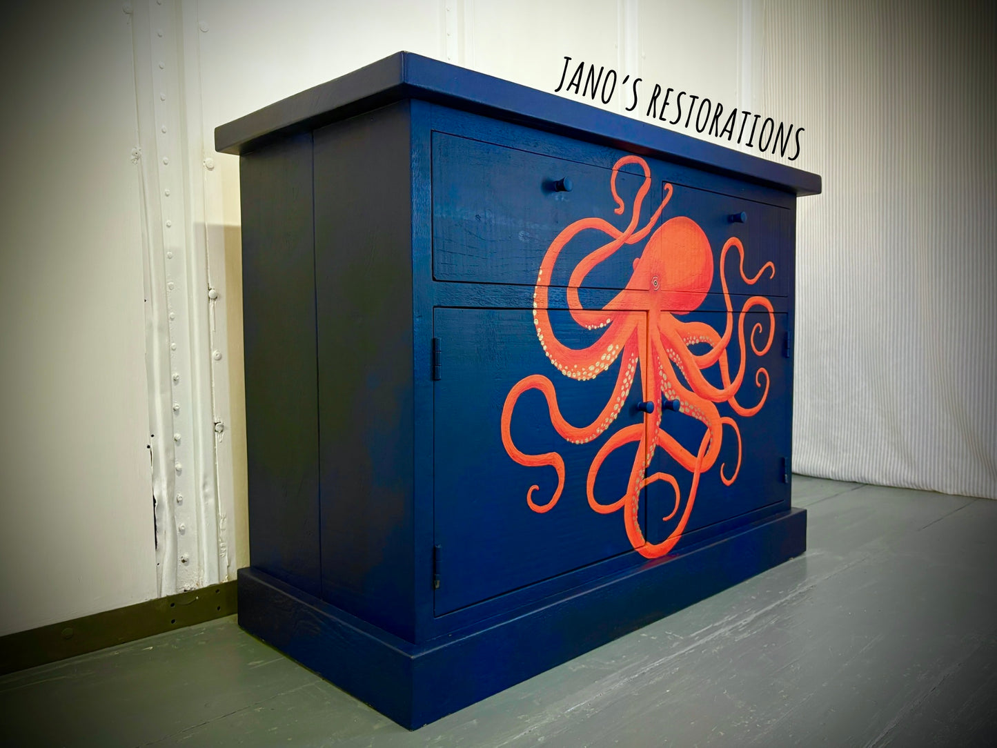 Sideboard