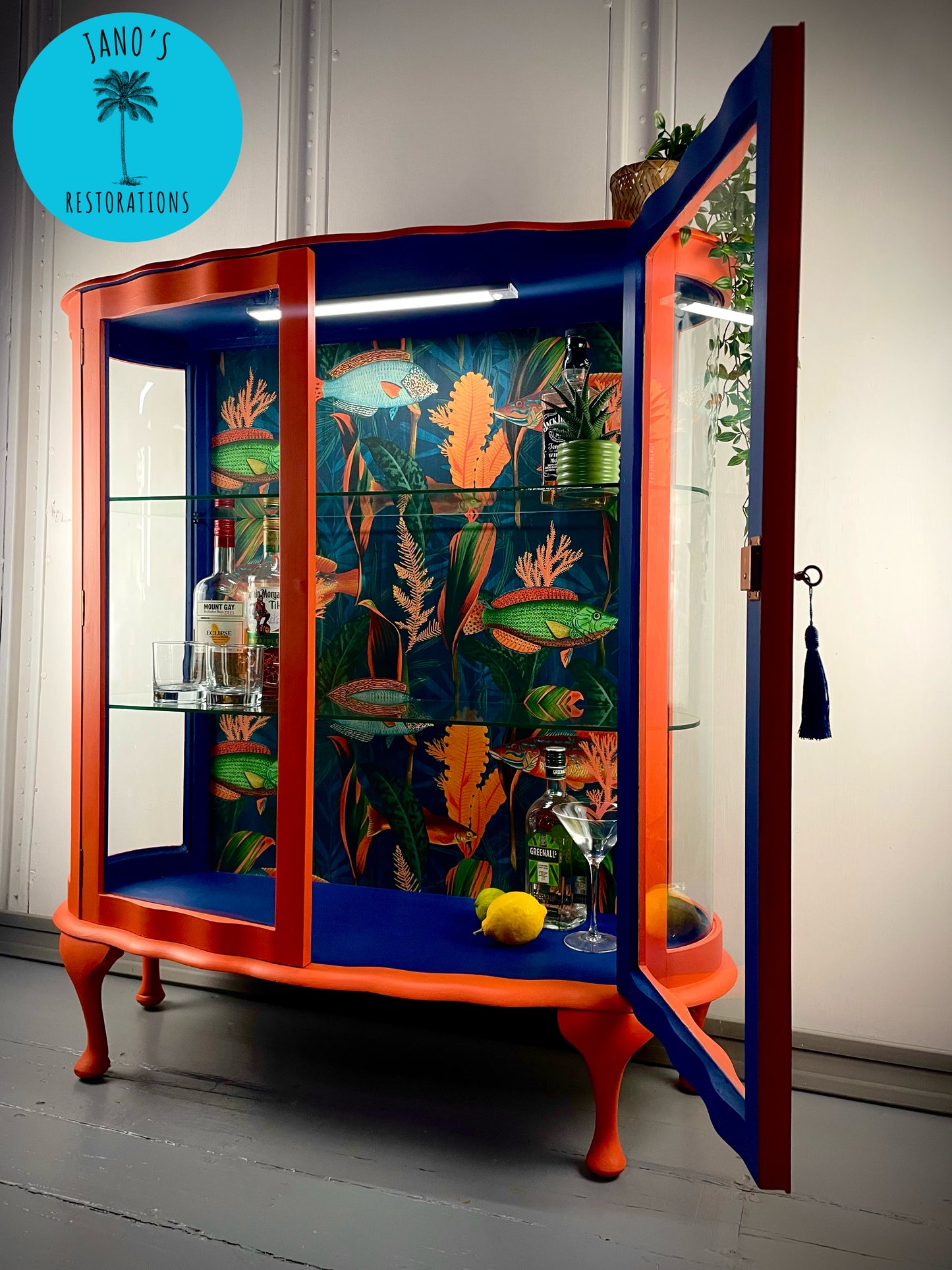 Display Cabinet
