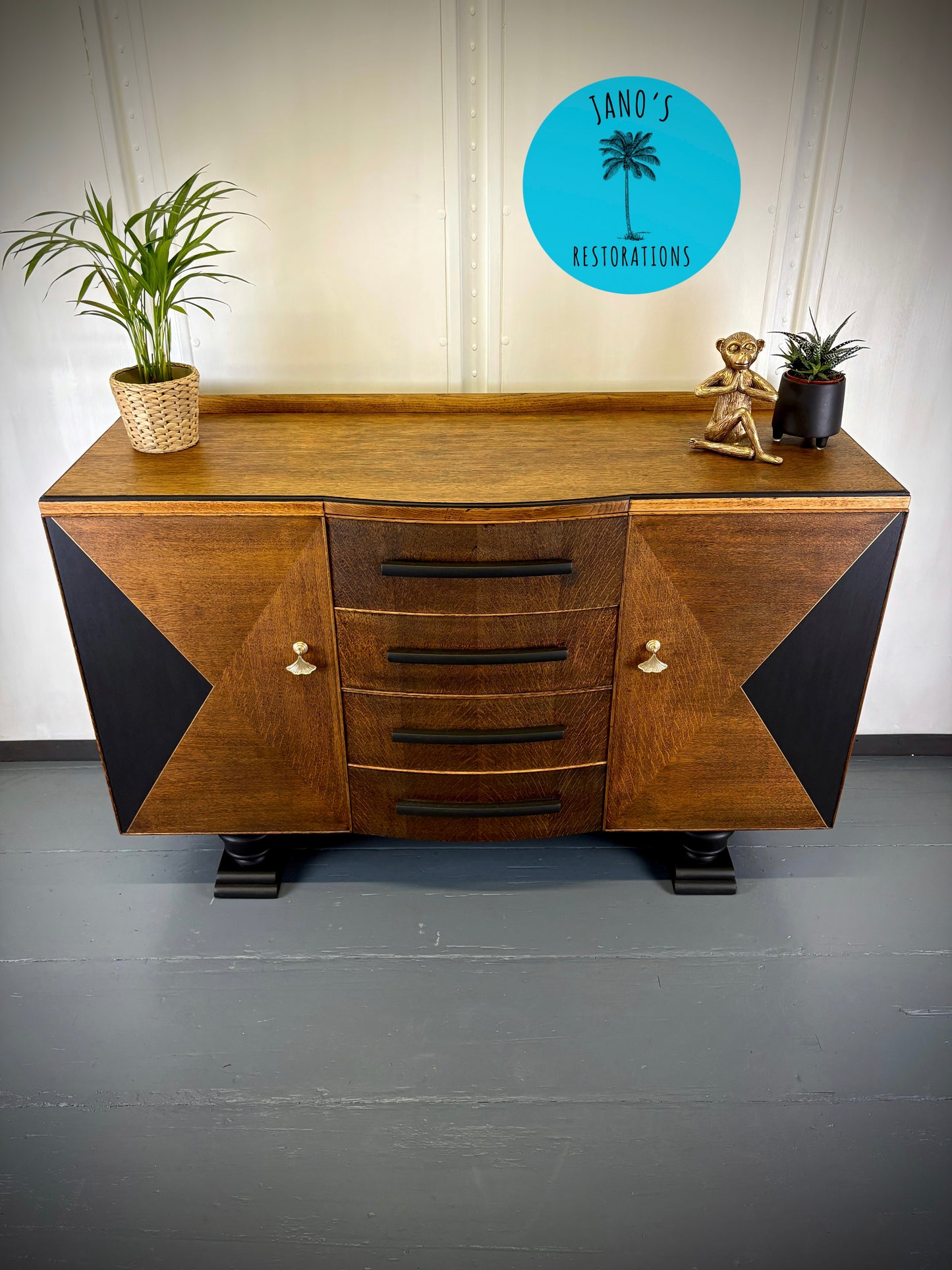 Sideboard