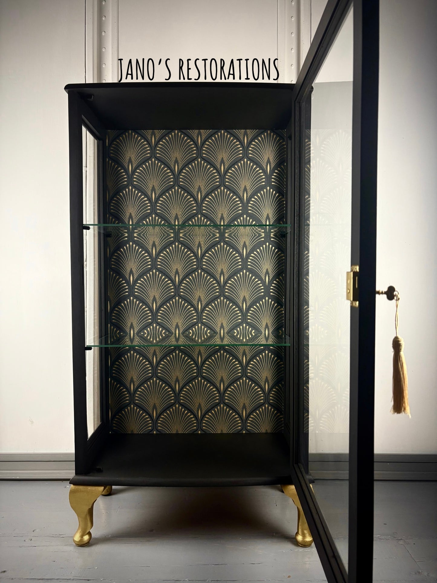 Display Cabinet