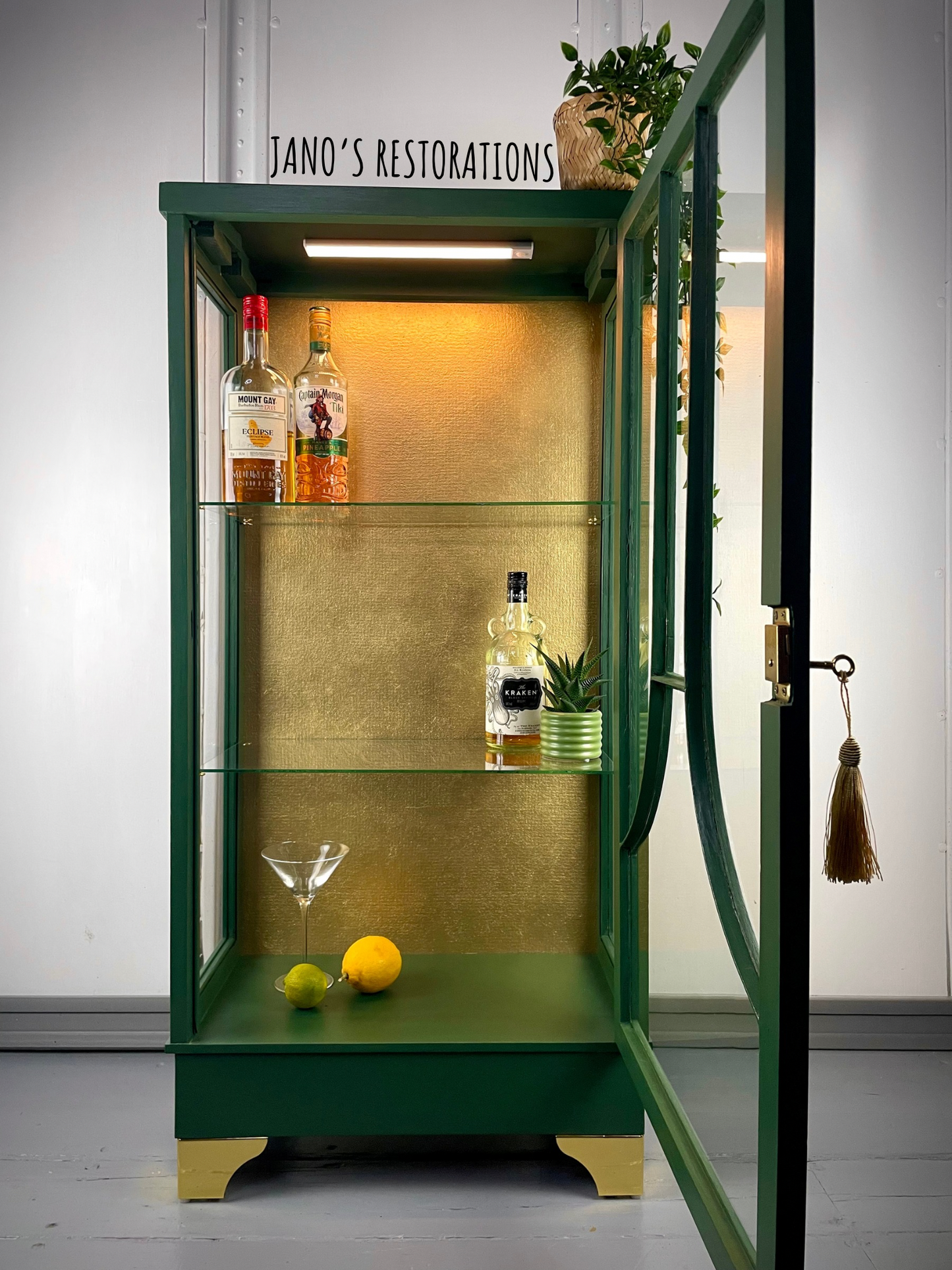 Display Cabinet
