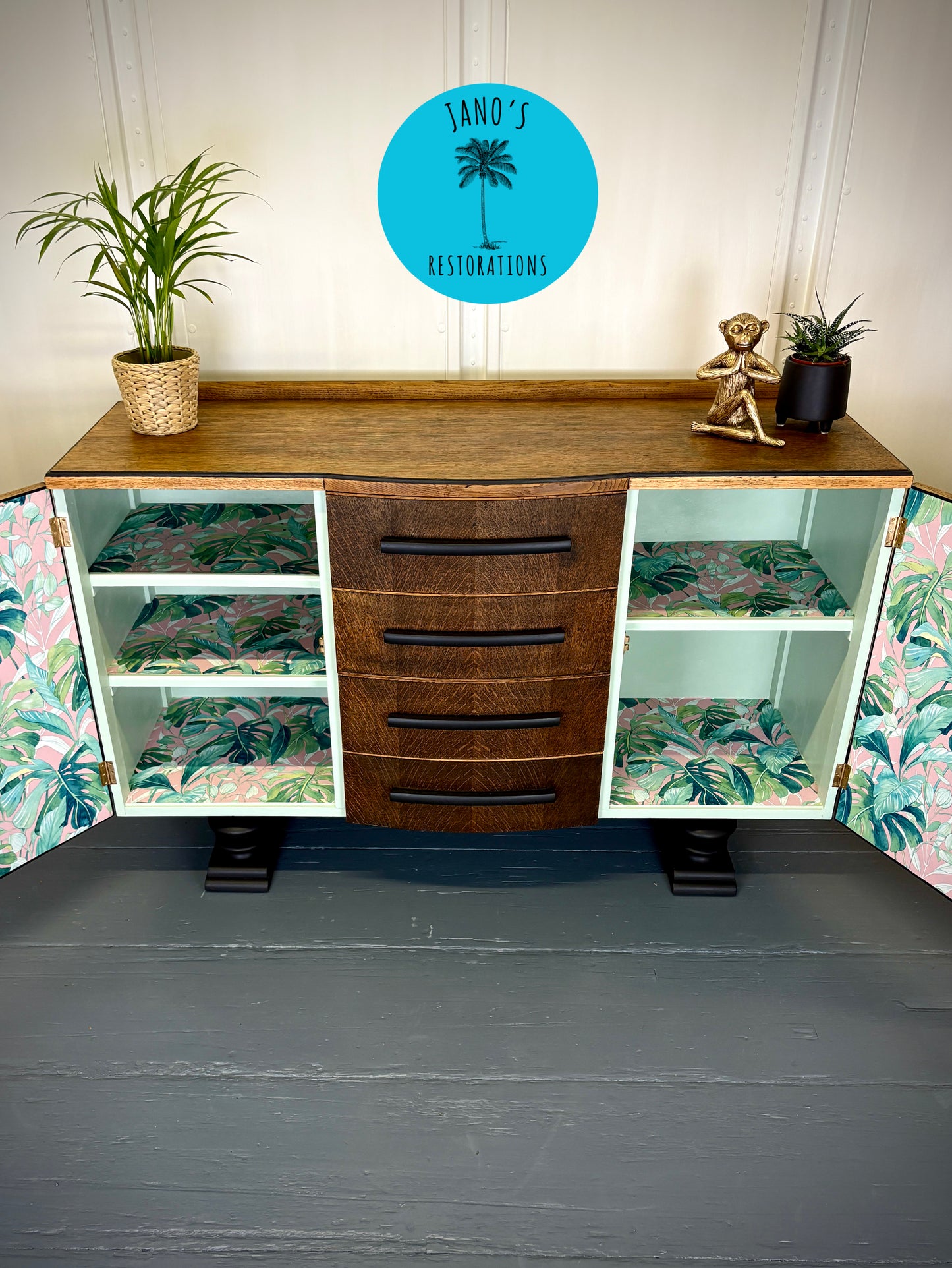 Sideboard