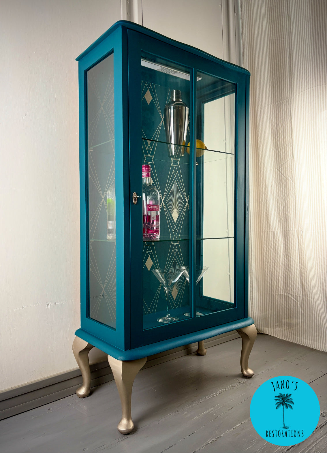 Display Cabinet