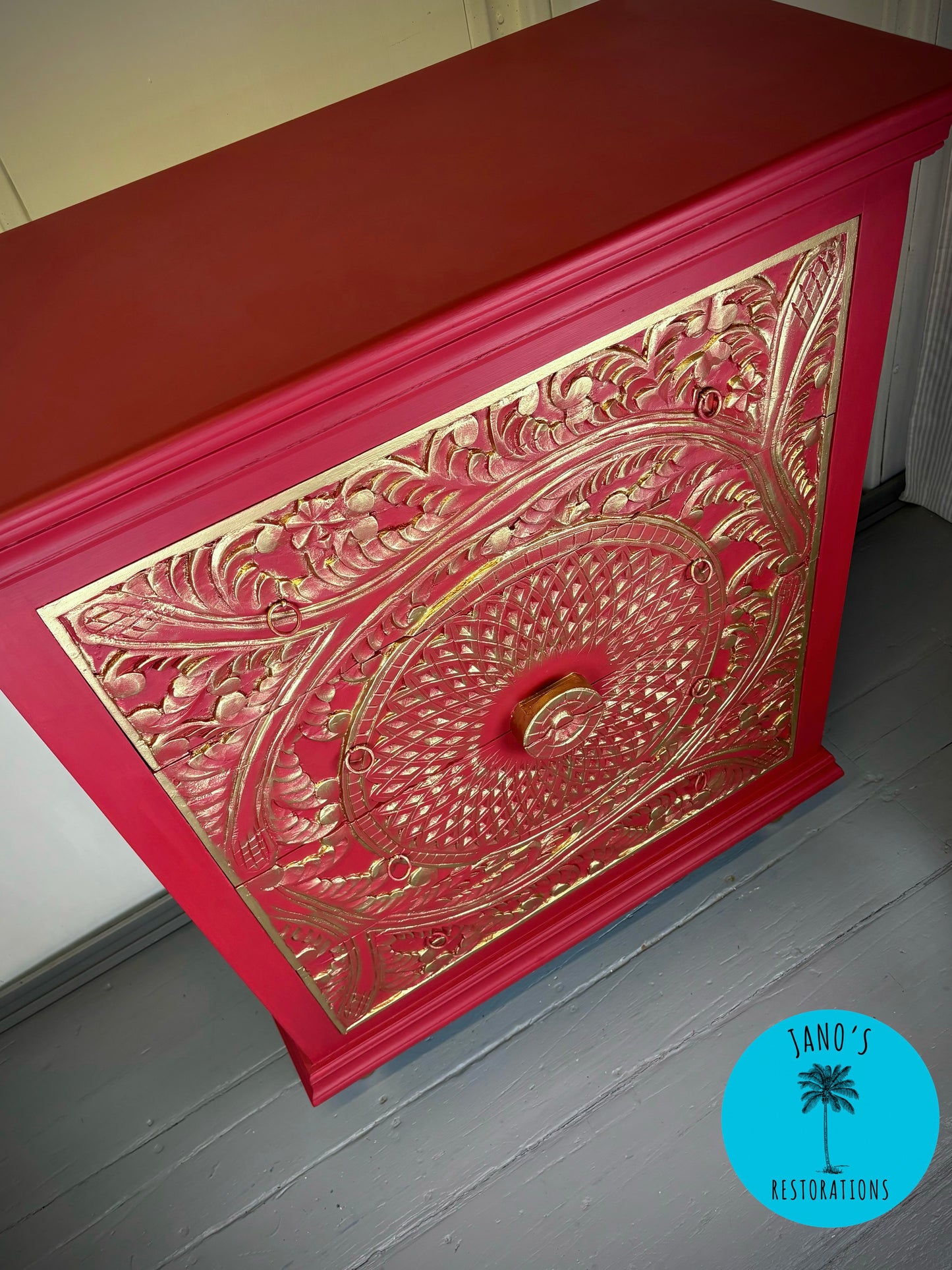 Chest of Drawers