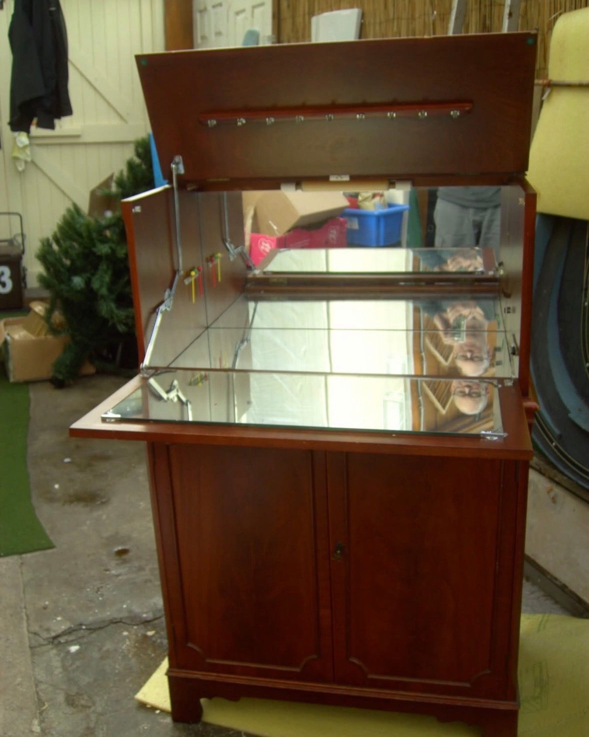 Cocktail Cabinets