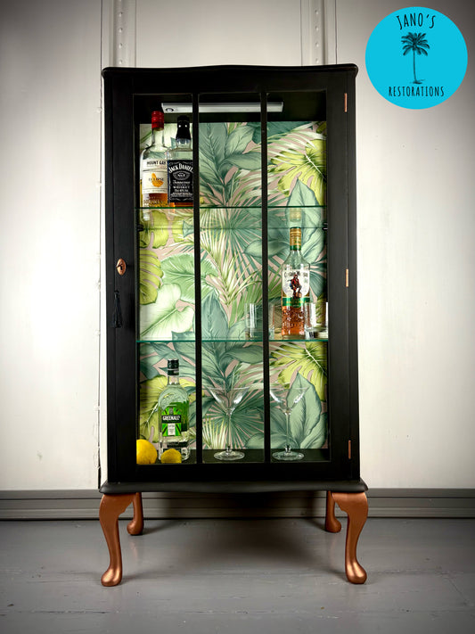 Display Cabinet