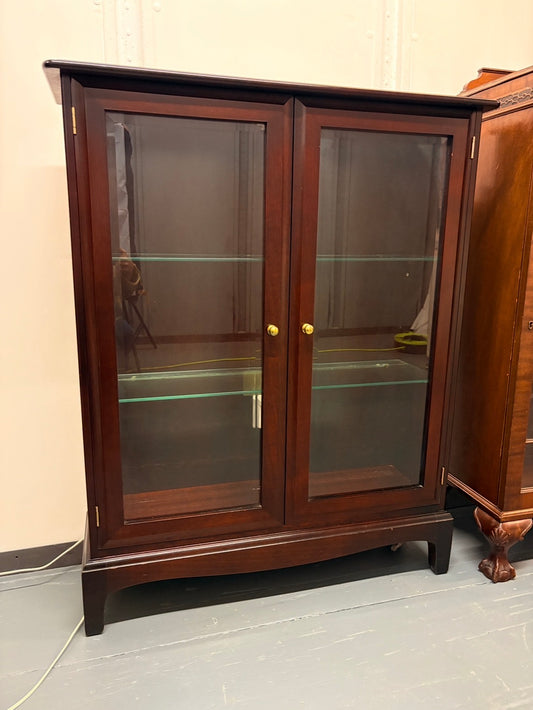 Display Cabinet