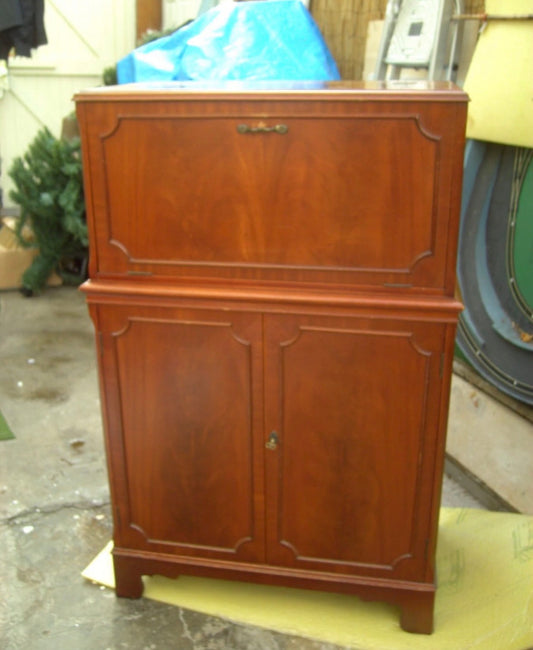 Cocktail Cabinets