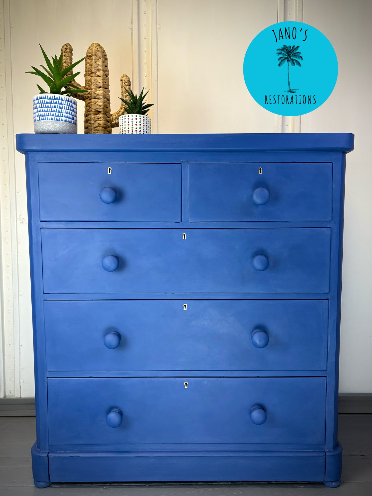 Chest of Drawers