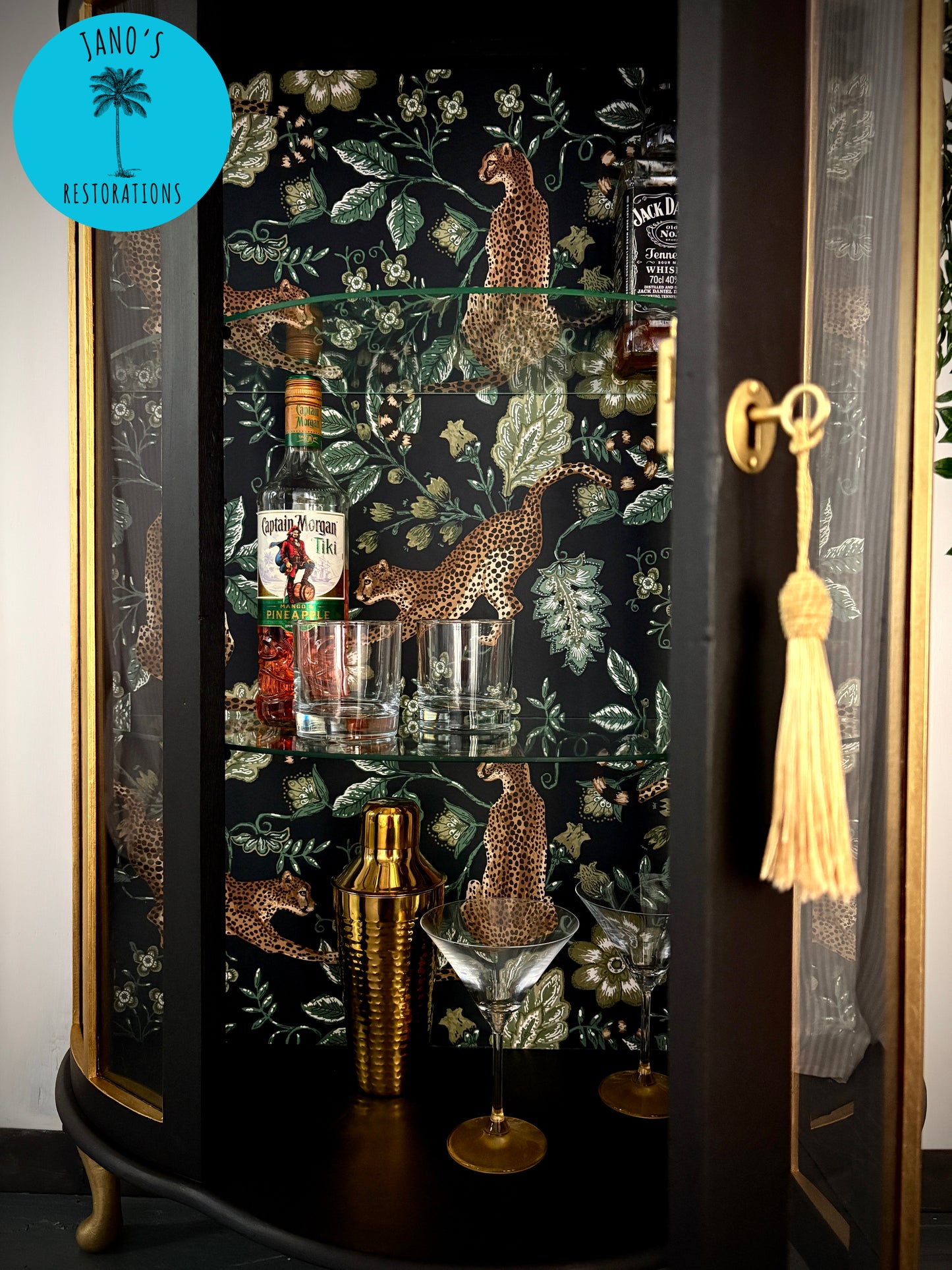 Display Cabinet