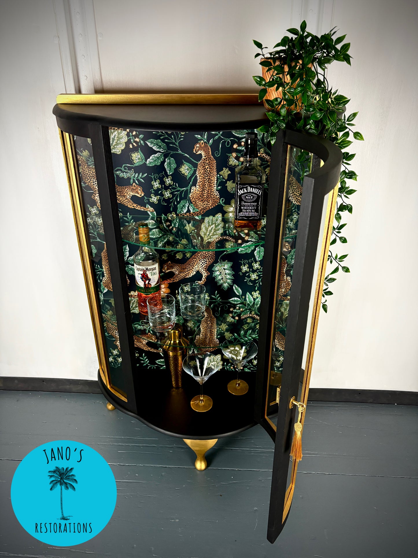 Display Cabinet