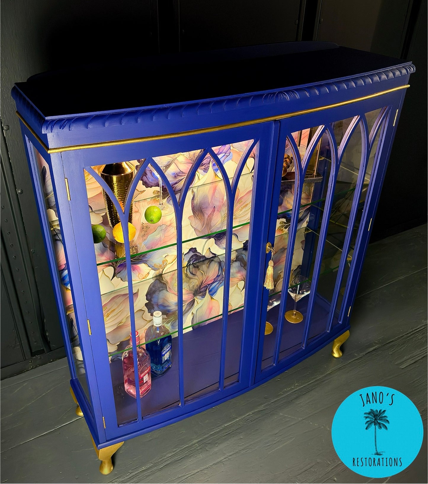 Display Cabinet