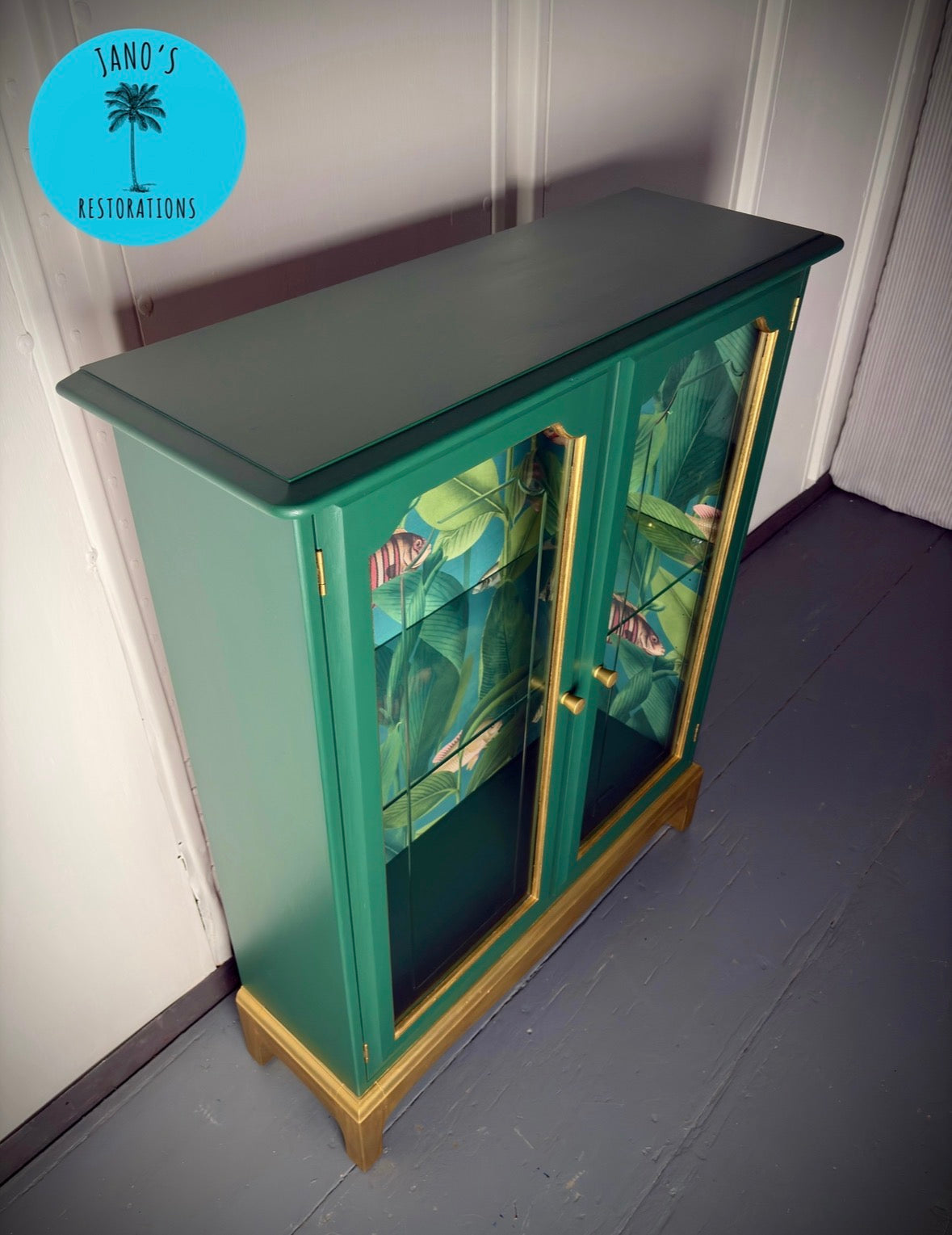 Display Cabinet