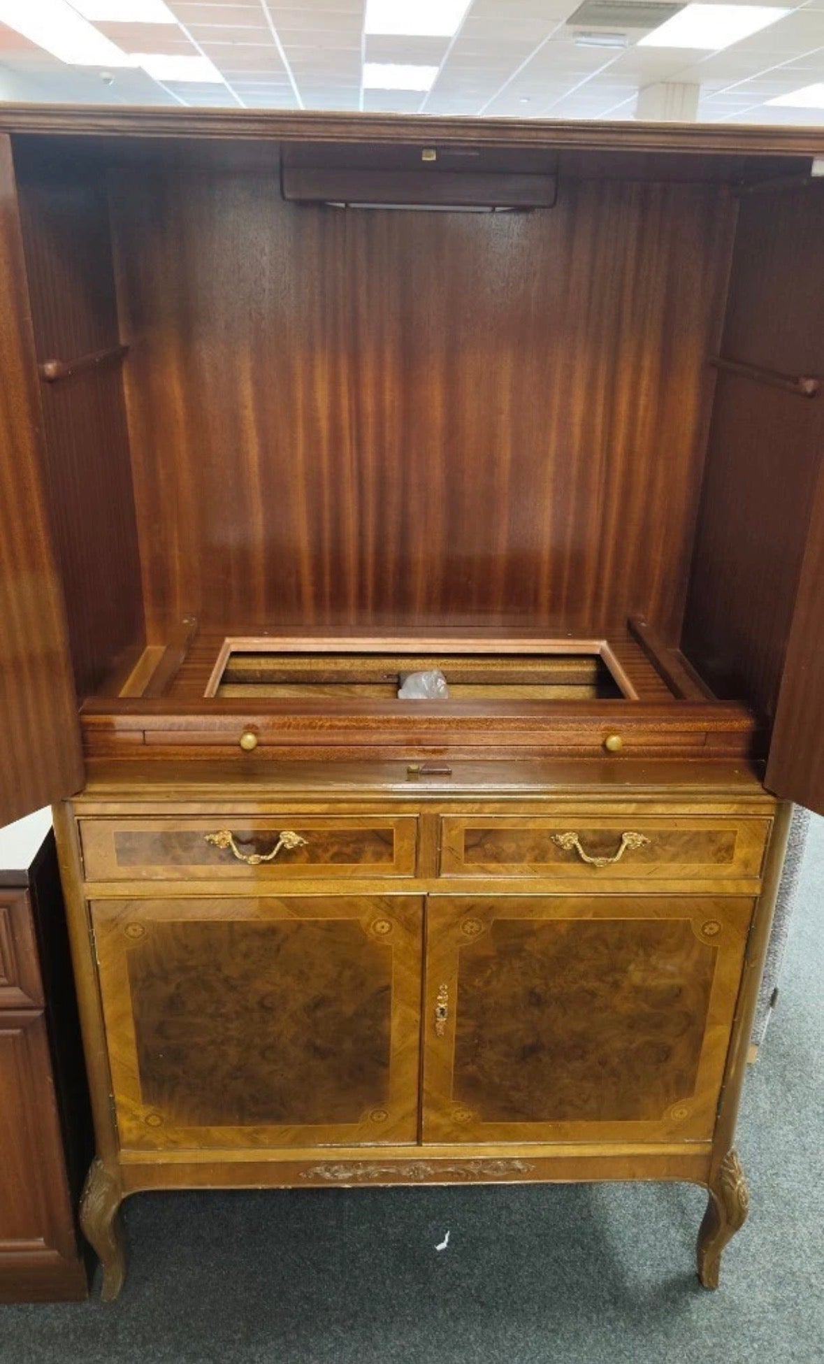 DEPOSIT due for Commissioned Cocktail Cabinet