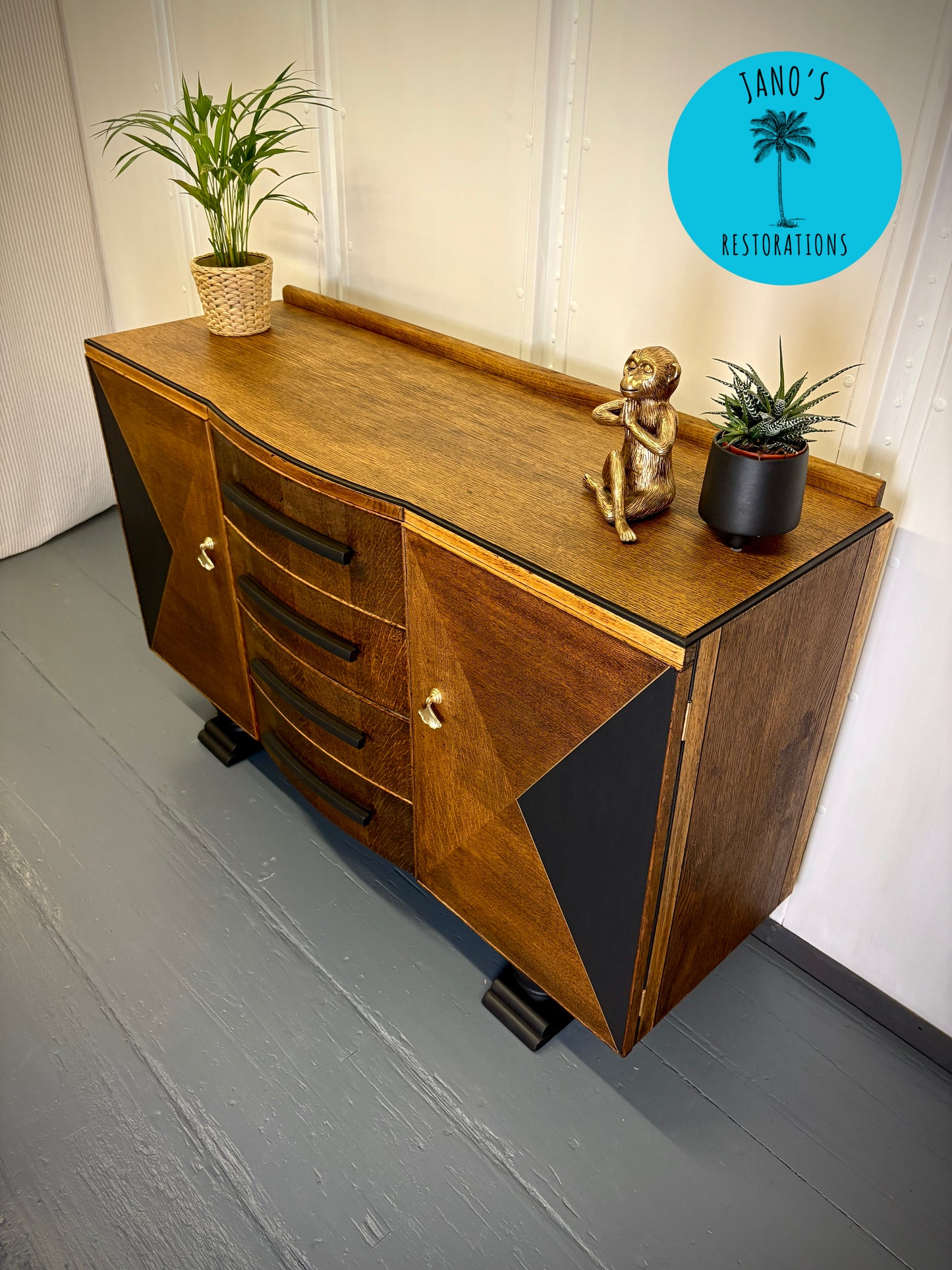 Sideboard