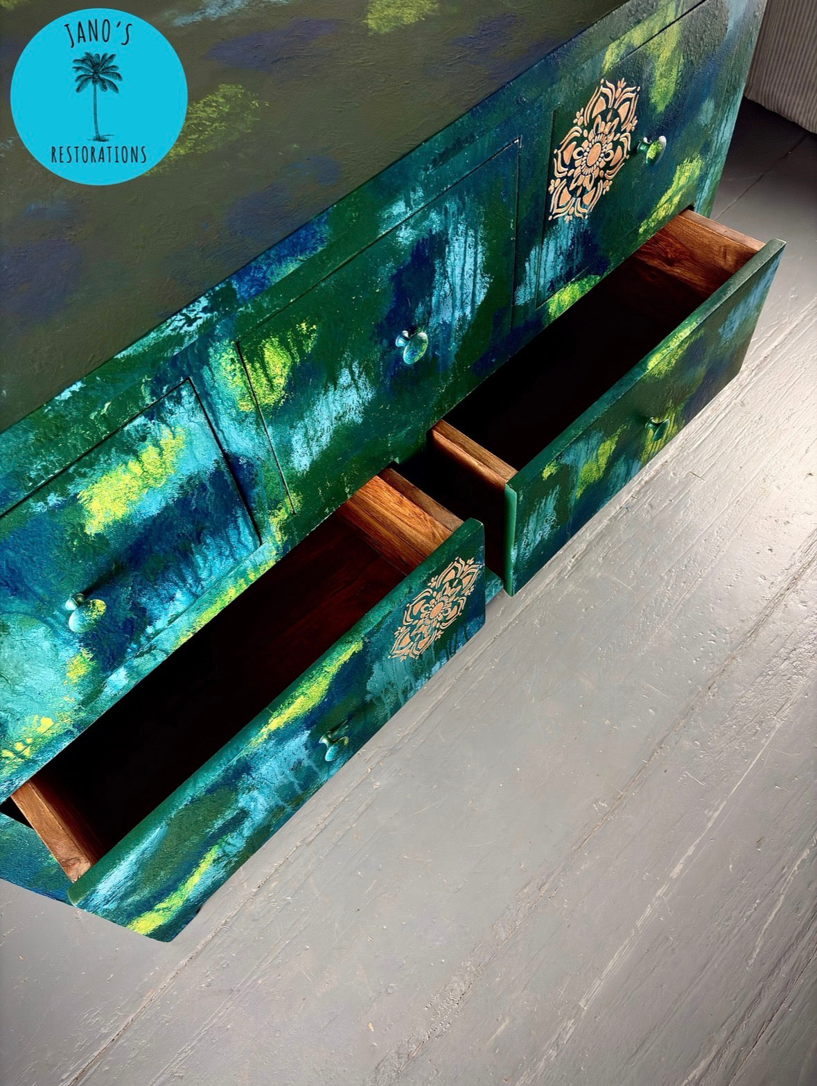 Chest of Drawers