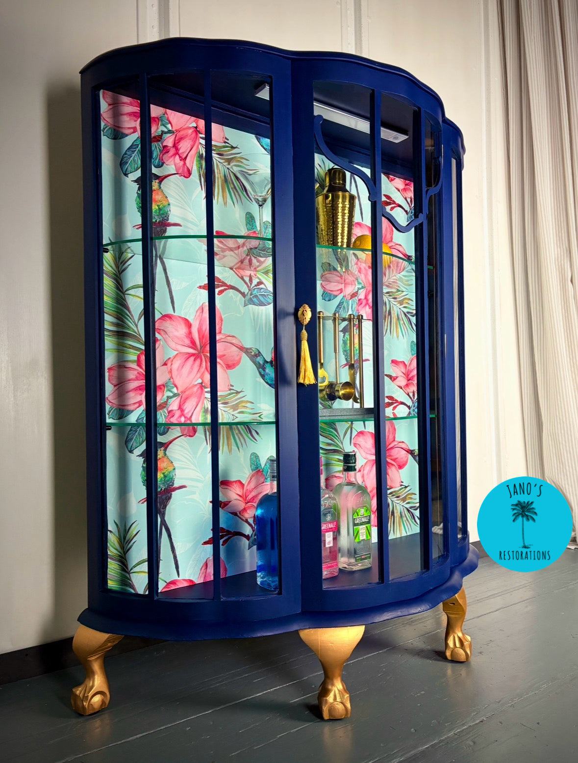 Display Cabinet