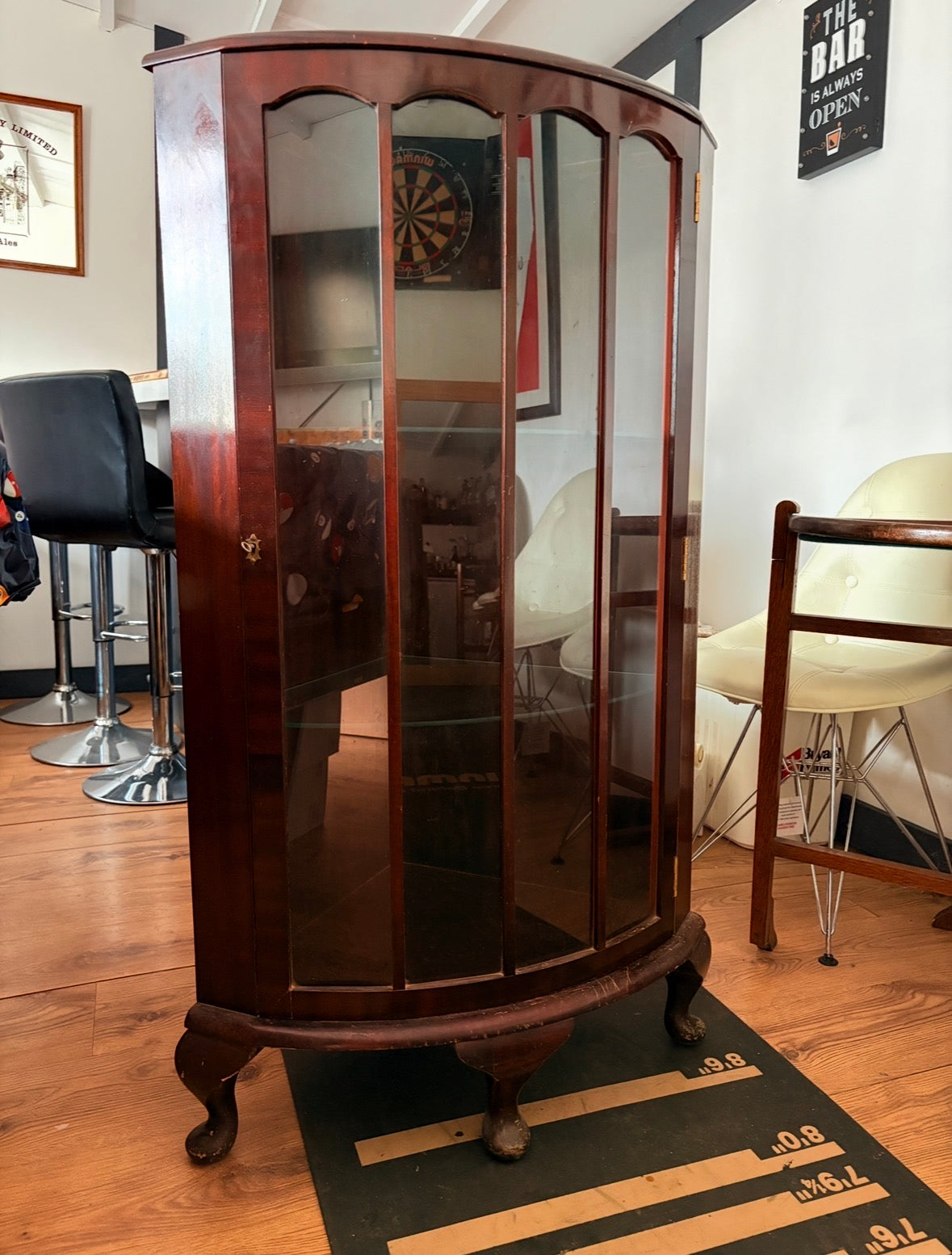 Display Cabinet