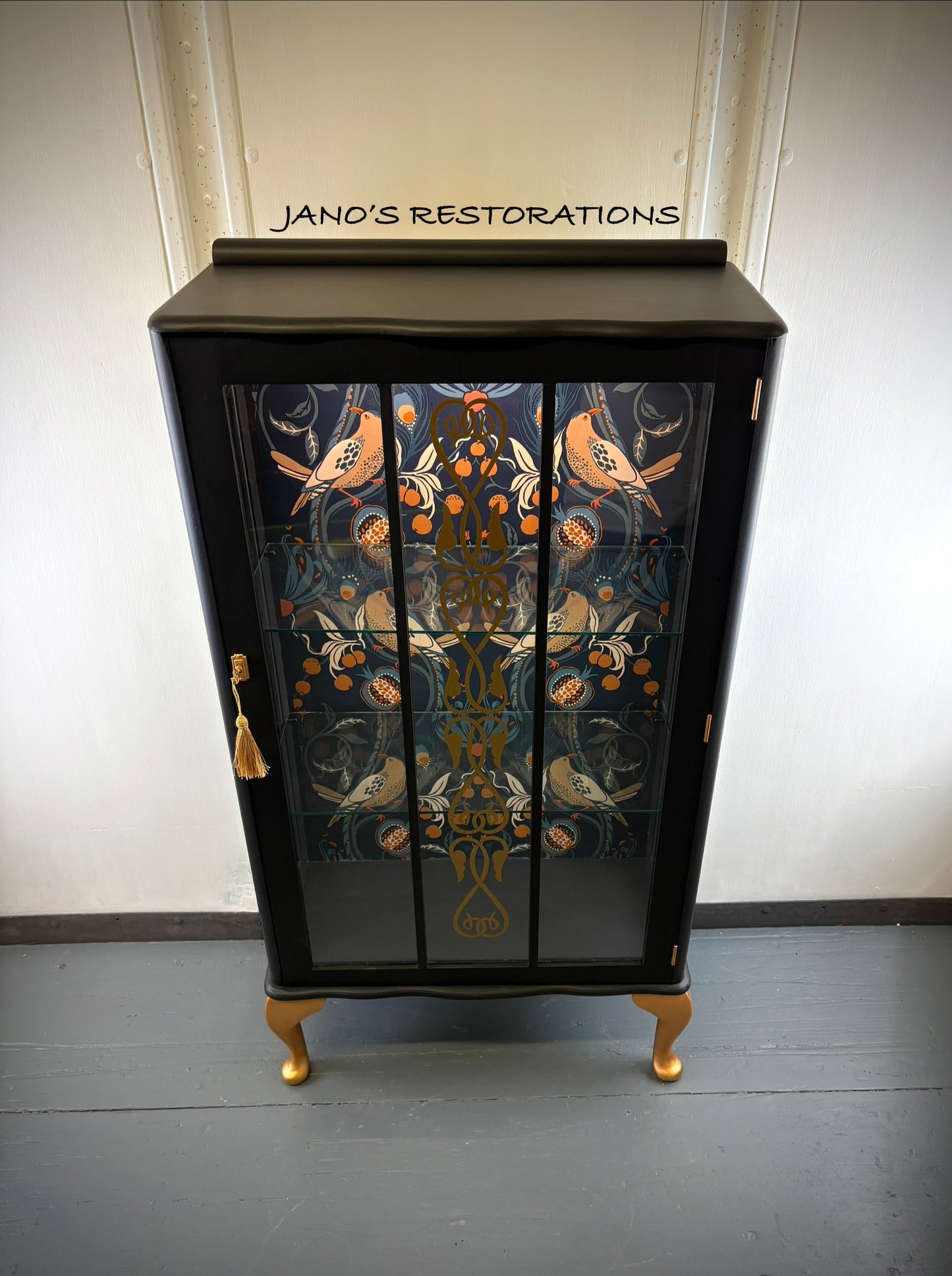 Display Cabinet