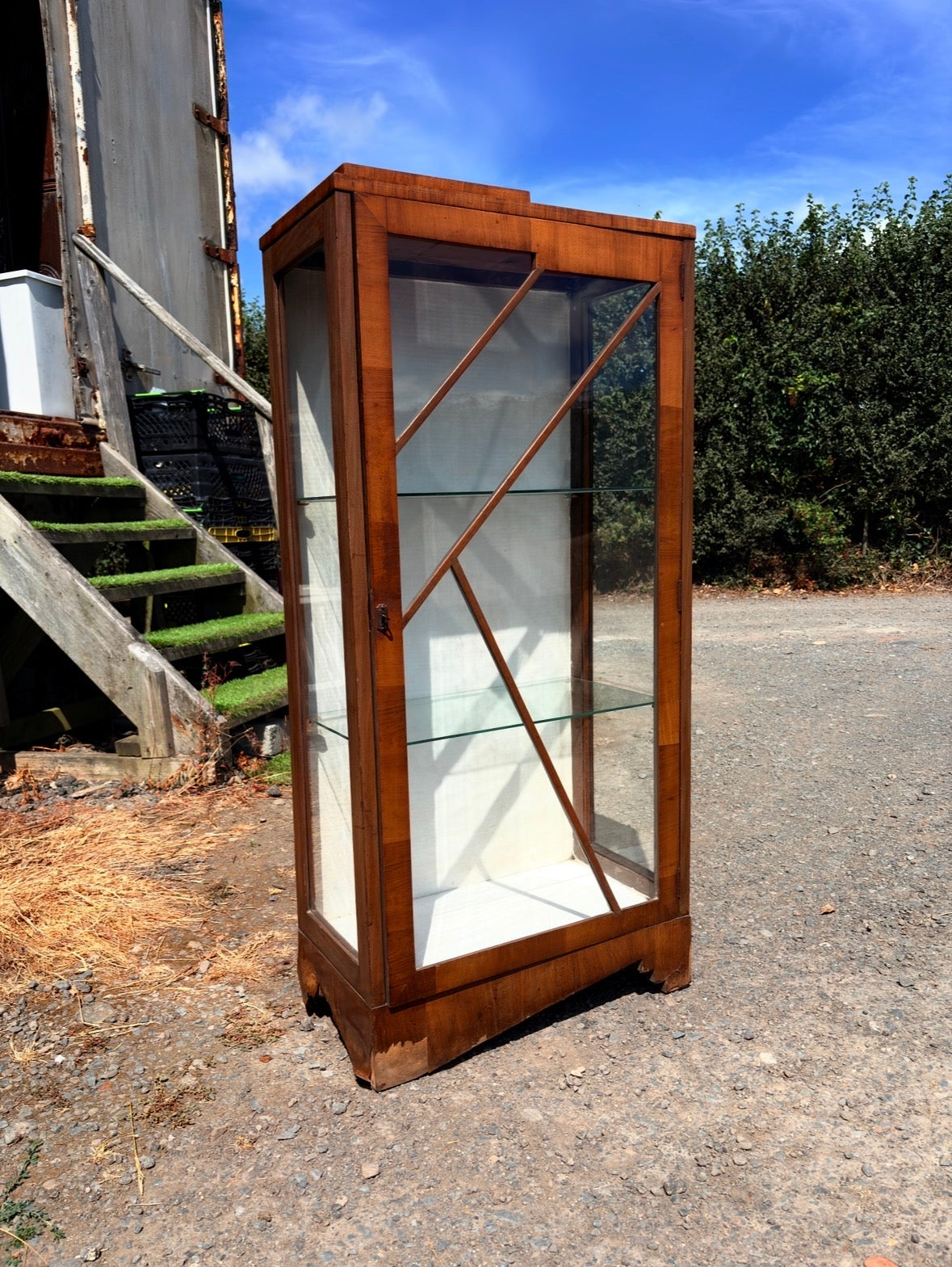 Display Cabinet