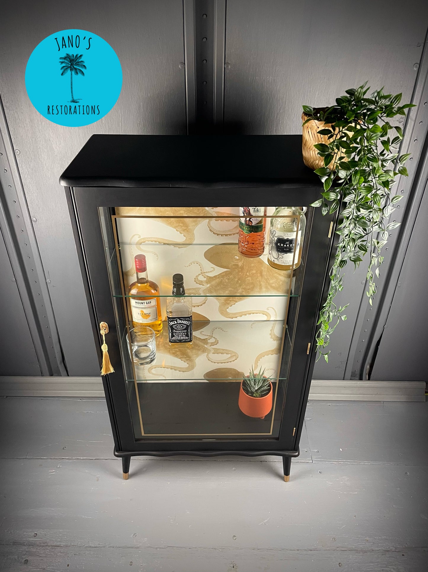 Display Cabinet