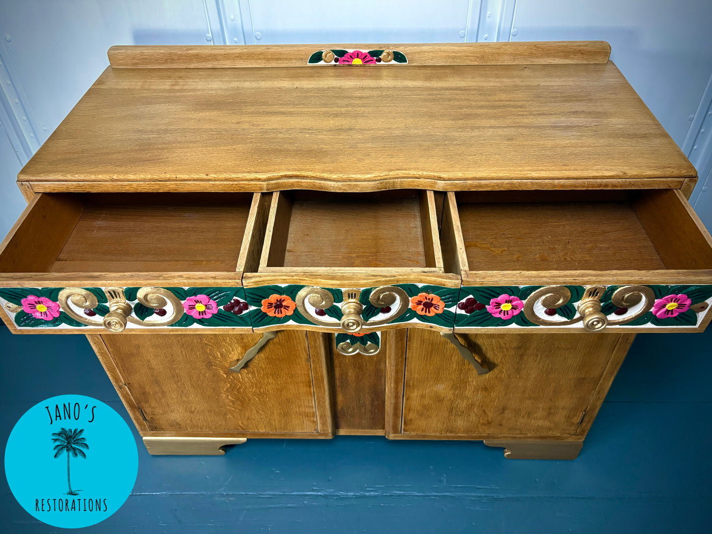 Sideboard