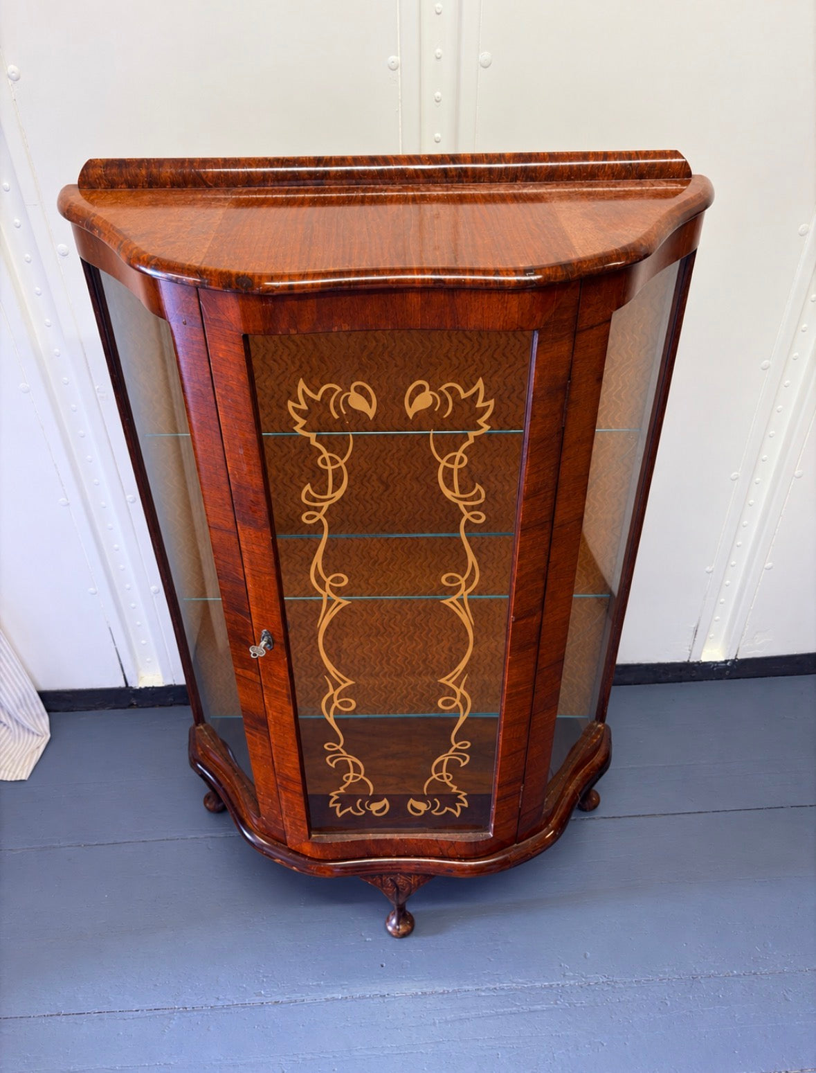 Display Cabinet