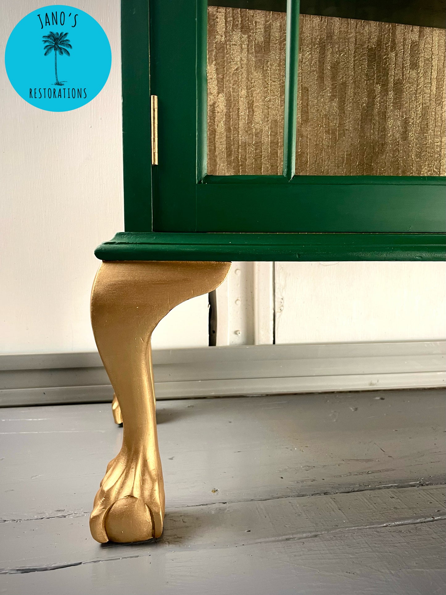 Display Cabinet