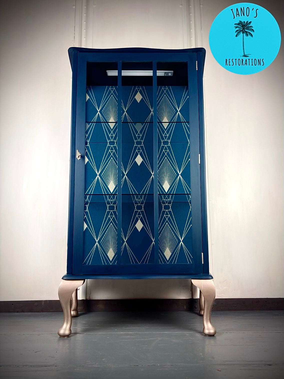 Display Cabinet