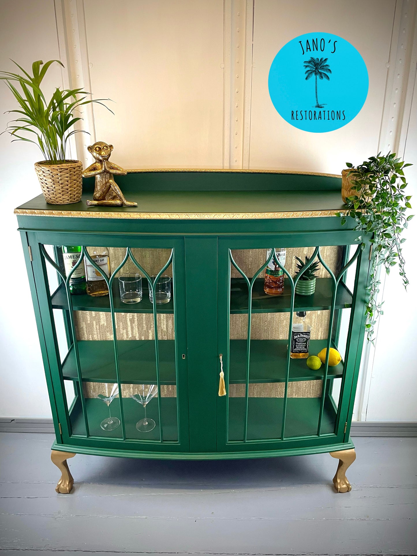 Display Cabinet