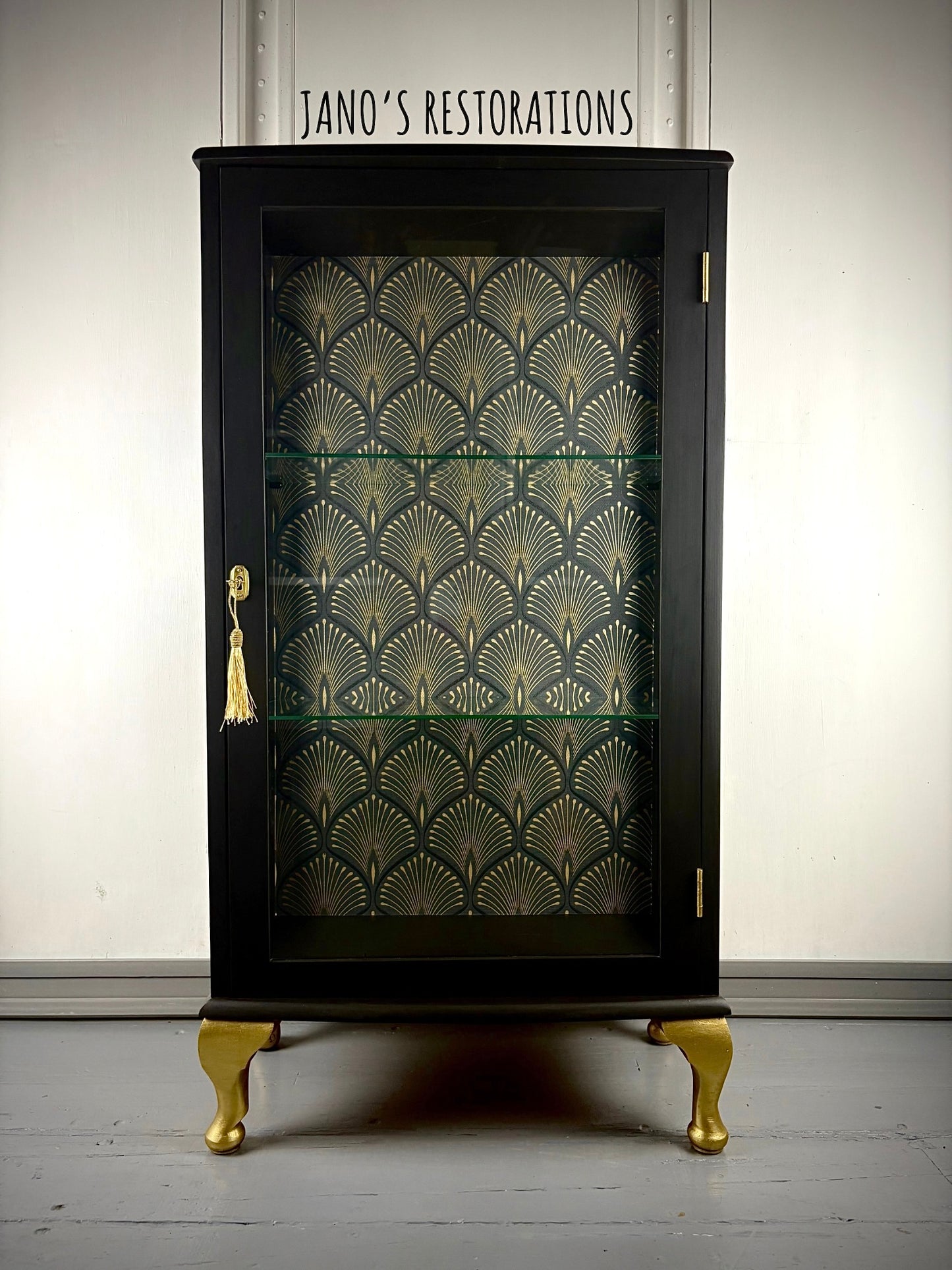 Display Cabinet