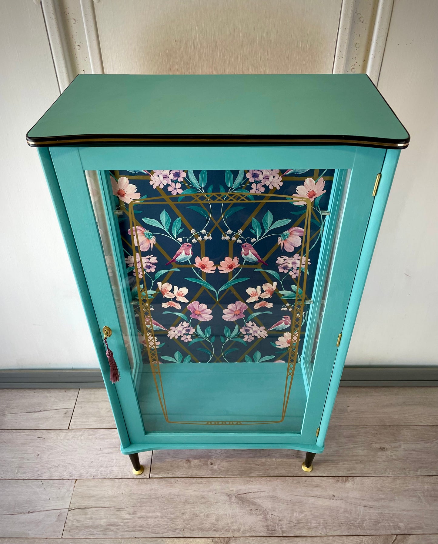 Display Cabinet