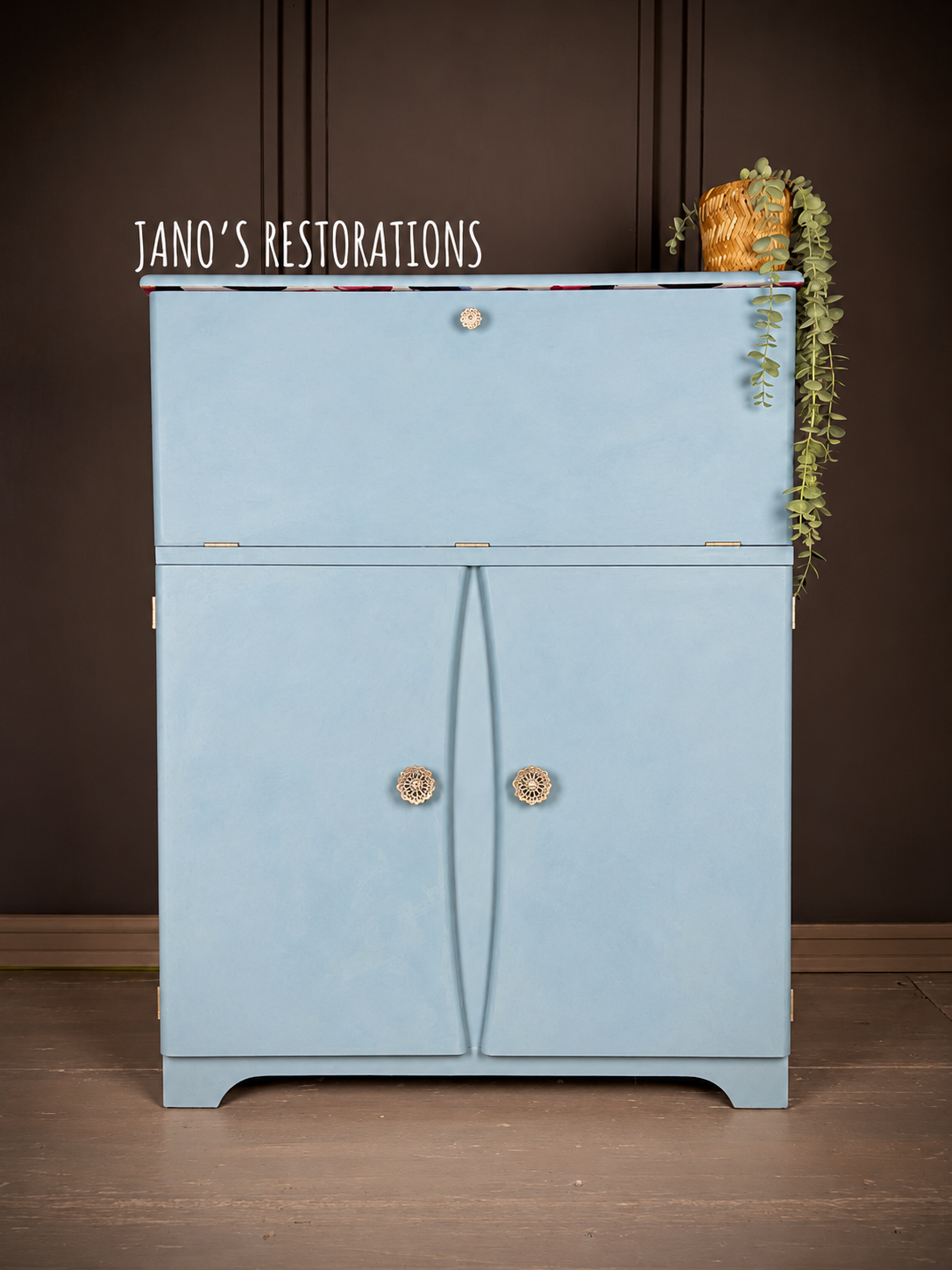 Cocktail Cabinet