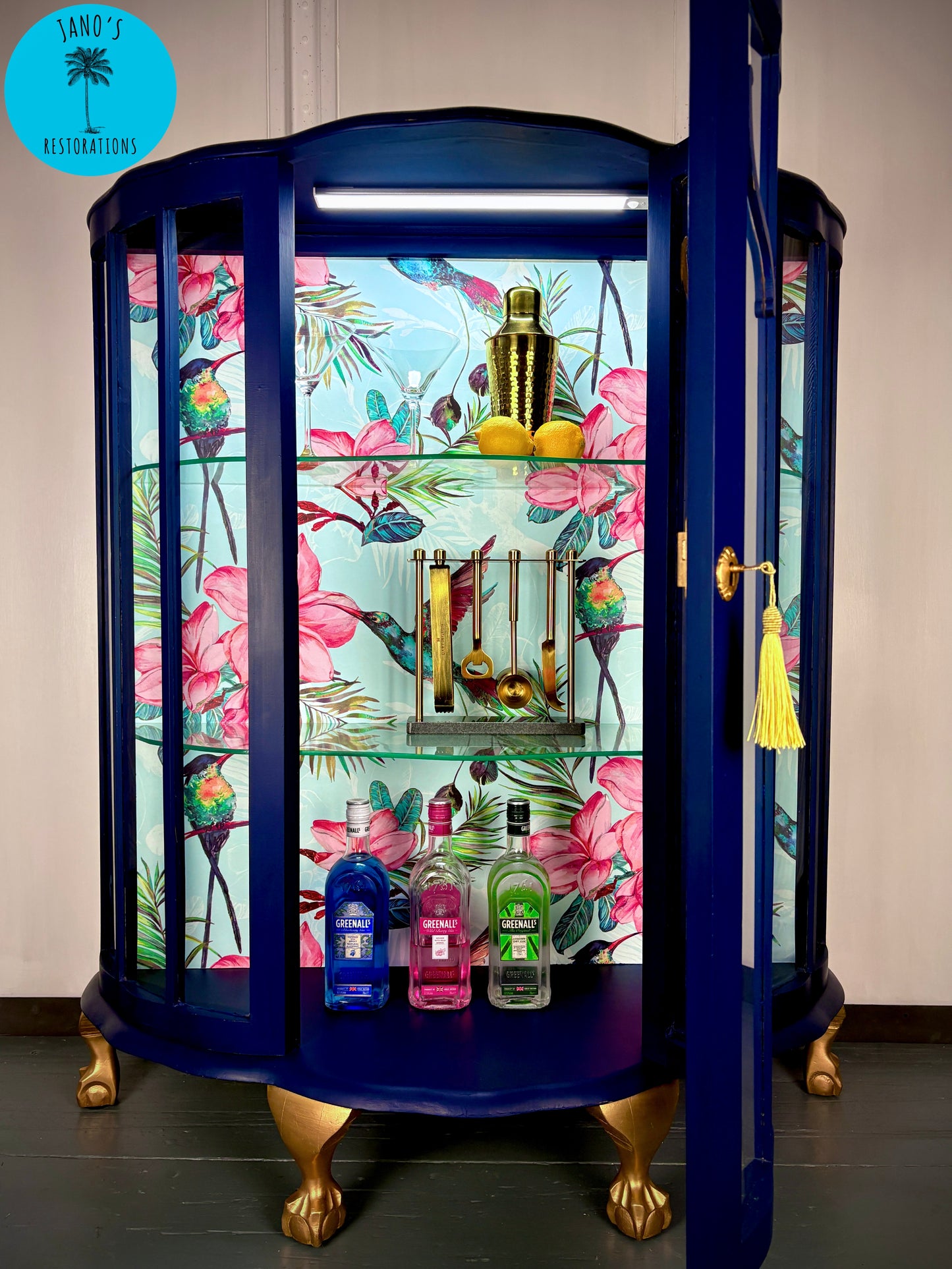 Display Cabinet