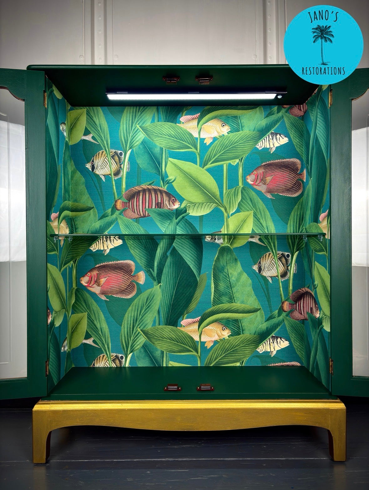 Display Cabinet