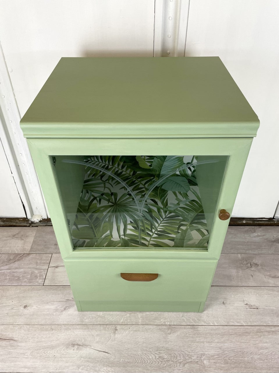 Tropical Green Mini Bar / Drinks Cabinet / Hi-fi Unit